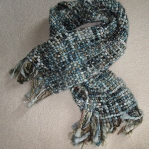 💕SALE - NWT Bulky Knit Scarf / Wrap in Beautiful Colors